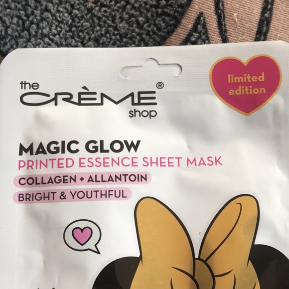 ✨🆕Crème Shop Minni Mouse/Pooh/& Wonder Woman Face Masks!BNIP!✨ - Picture 8 of 14